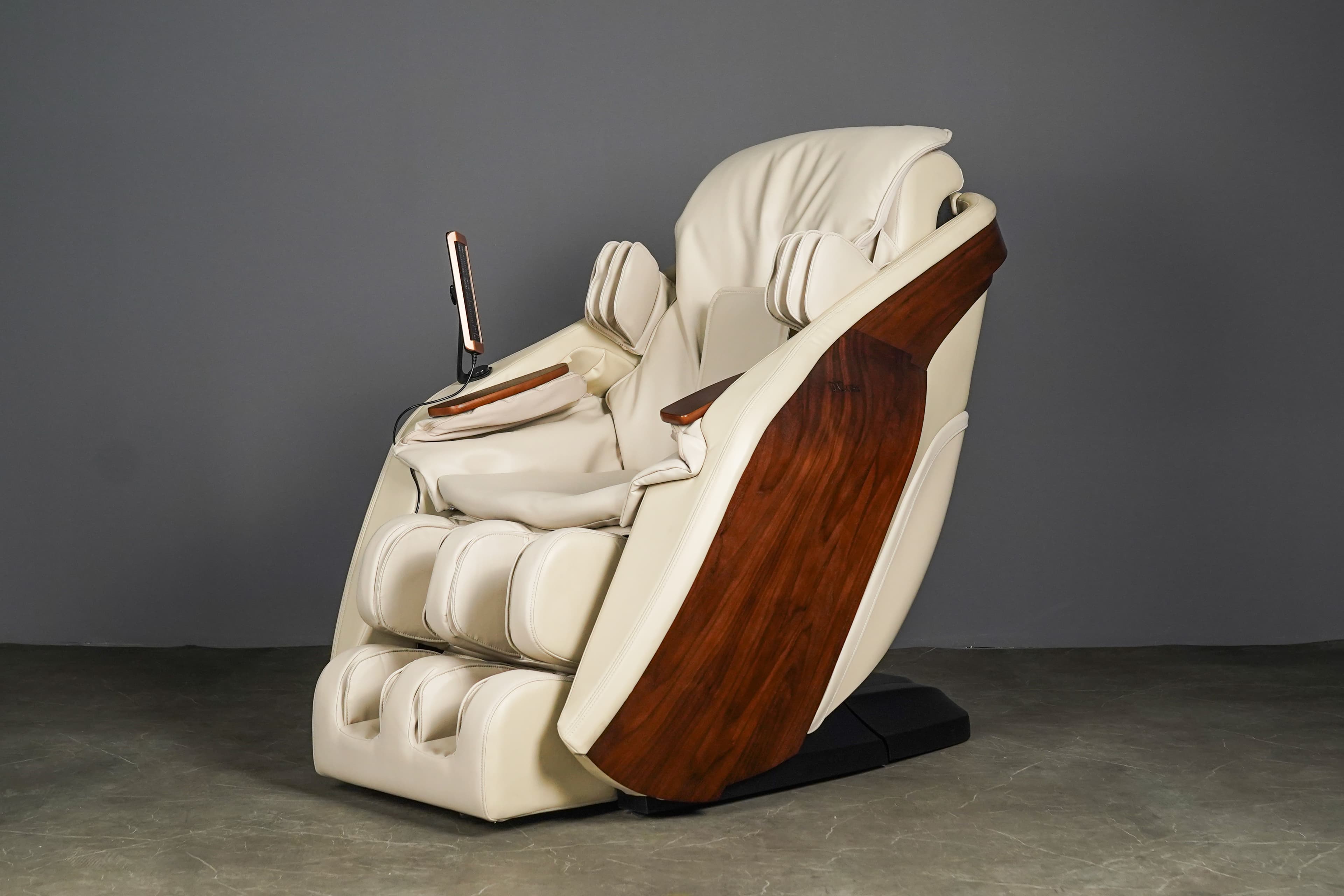 STRATUS Beige herverpakt massagestoel